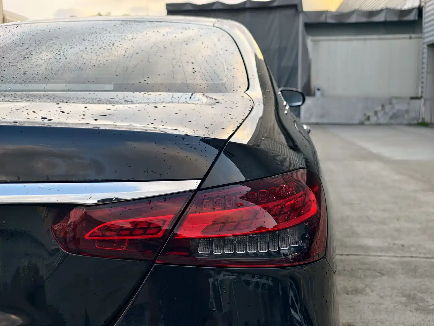 Mercedes-Benz E-Class New Energy 2022 Facelift E 350 e L Plug-in Hybrid Sedan фото 8