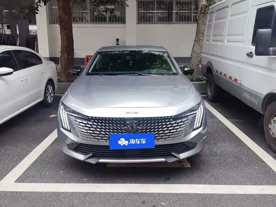 صورة 2 - Peugeot 508