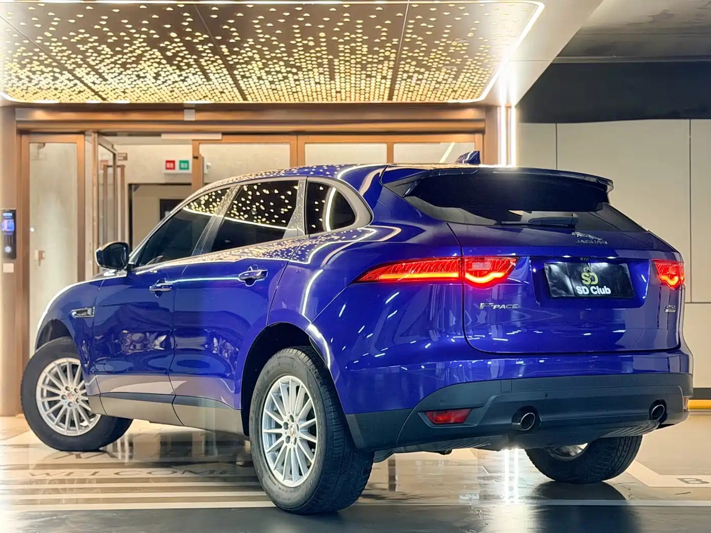 Jaguar F-PACE 2017 2018 2.0T 4WD Urban Premium Edition