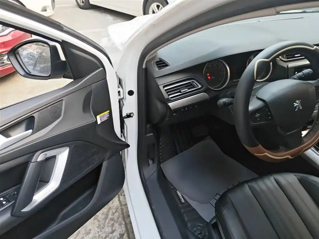 Peugeot 408 2019 350THP Automatic Luxury Edition China V фото 16