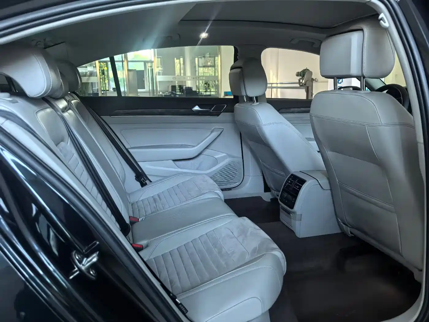 Volkswagen Magotan 2017 330TSI DSG Luxury фото 19