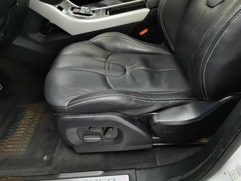 Land Rover Range Rover Evoque (Import) 2013 2.0T 5-door Dynamic Edition фото 20