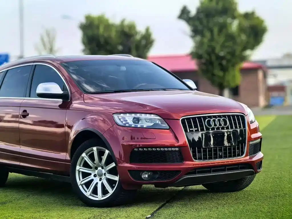 Фото 3 - Audi Q7