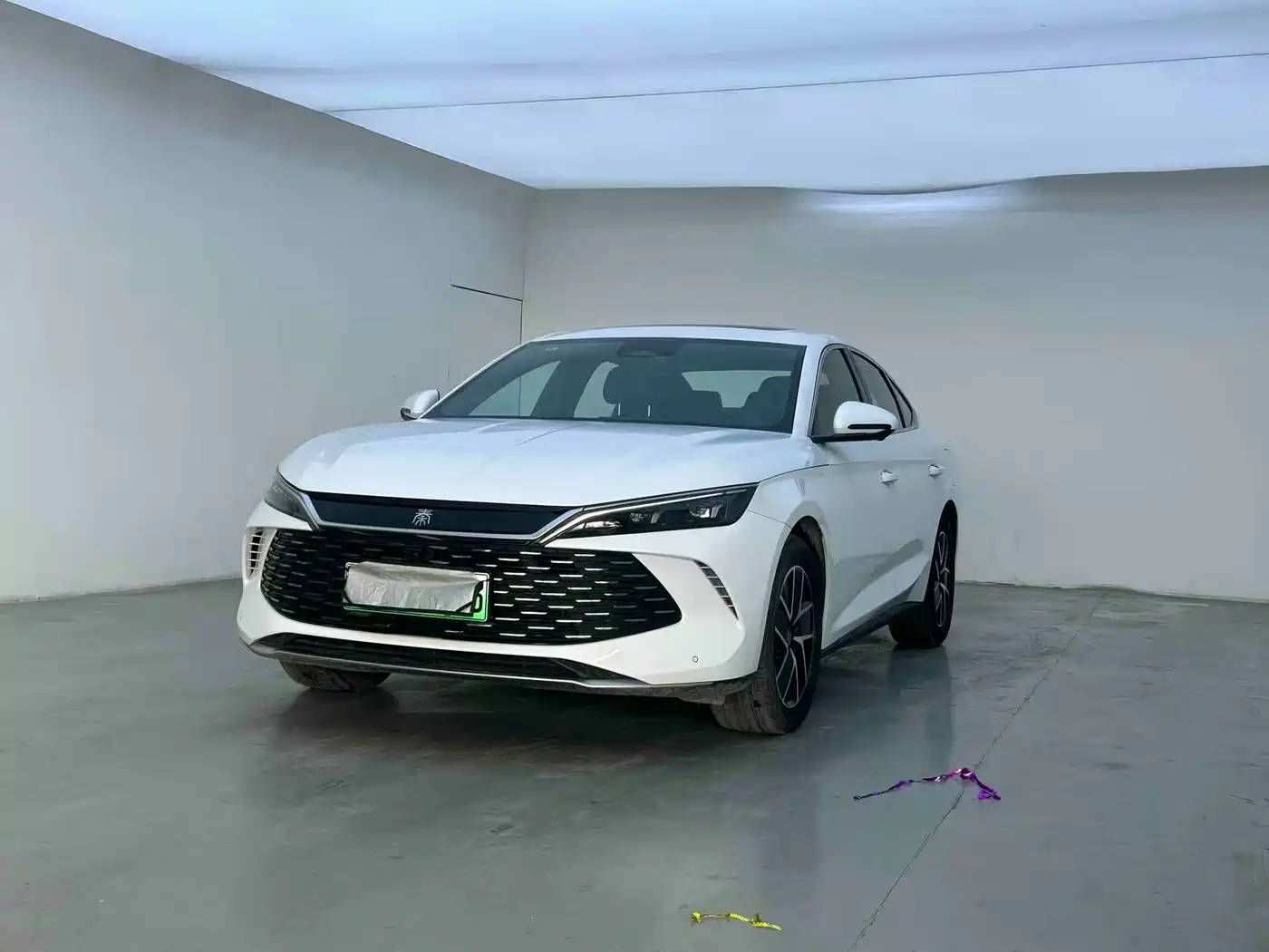 BYD Qin L 2024 DM-i 120KM Superior Edition фото 3