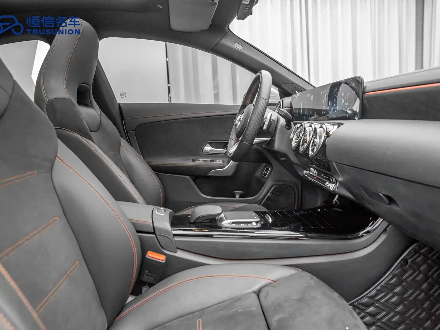 Mercedes-Benz CLA (Import) 2021 CLA 200 фото 15