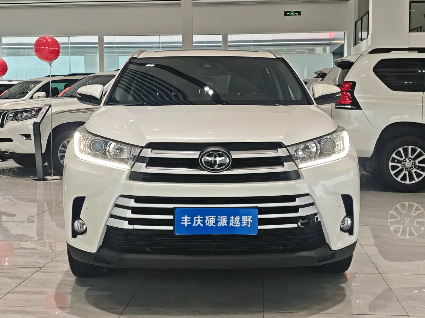 Toyota Highlander 2018 2.0T 4WD Luxury 7-seater (China V) фото 2