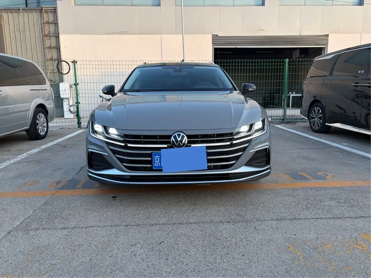 Volkswagen FAW-Volkswagen CC 2024 Shooting Brake 380TSI Hunter's Heart Public Sharing Edition фото 2