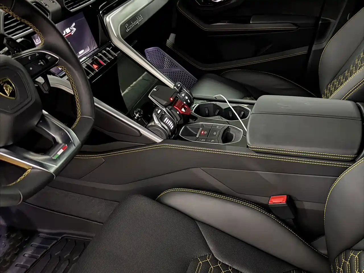 Lamborghini Urus 2024 2023 4.0T V8 S
