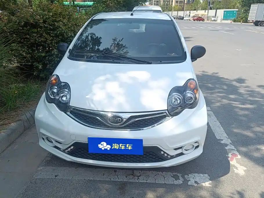 BYD F0 2017 2015 1.0L AMT Xuan Cool Edition