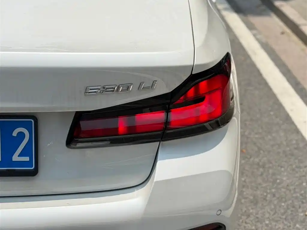 BMW 5 Series 2021 Facelift 530Li Leading M Sport Package фото 9