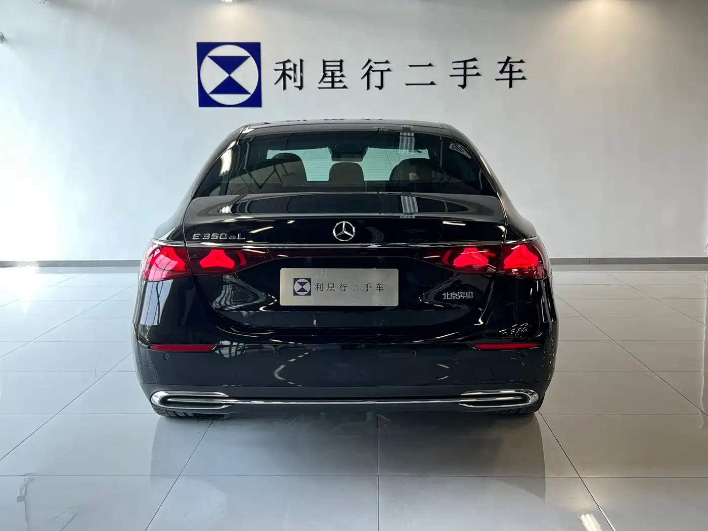 Mercedes-Benz E-Class New Energy 2024 E 350 e L Plug-in Hybrid Sedan фото 15