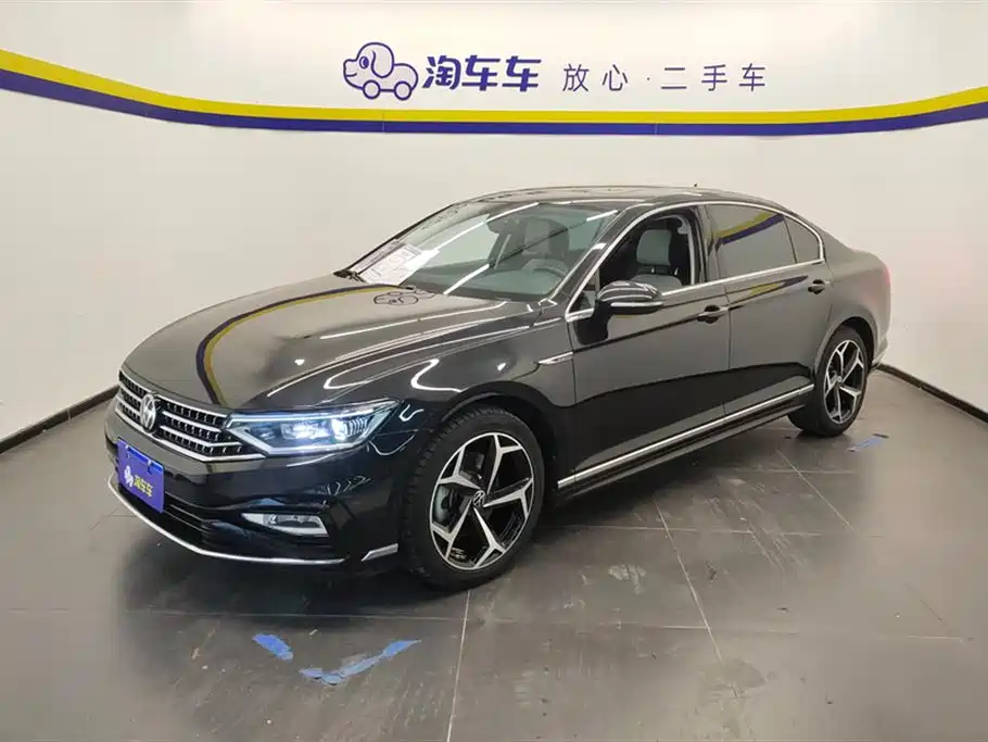 Volkswagen Magotan 2023 Model 2 Million Commemorative Edition 330TSI DSG Luxury