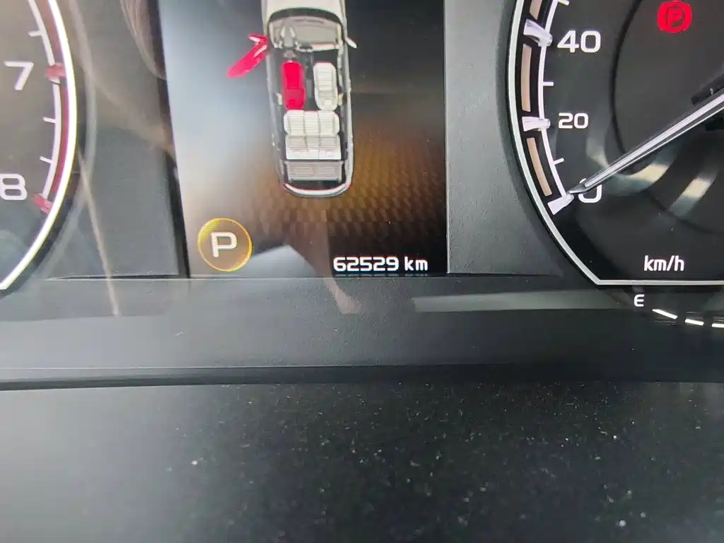 Фото 5 - Geely Coolray