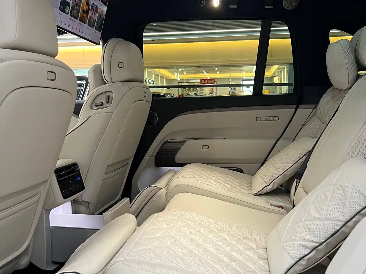Li Auto Li L8 2026