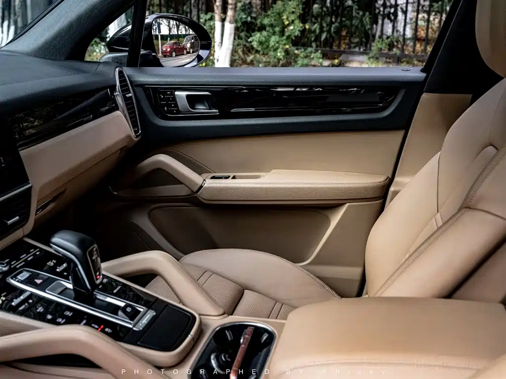 Porsche Cayenne 2018 Cayenne 3.0T фото 8