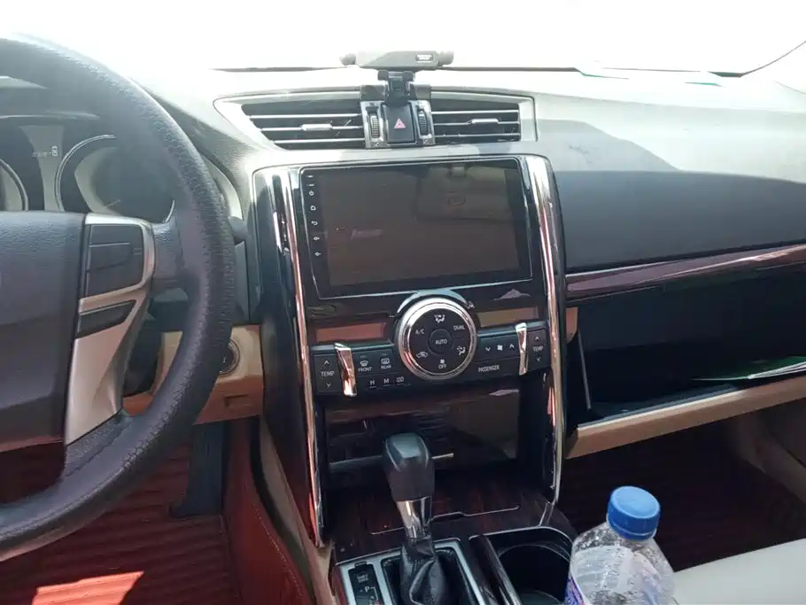 Toyota Reiz 2010 2.5S Elegance Elite Edition фото 13