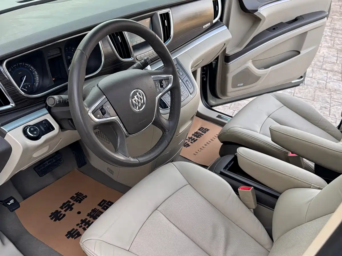 Buick GL8 2011 3.0L XT Luxury Business Flagship фото 15