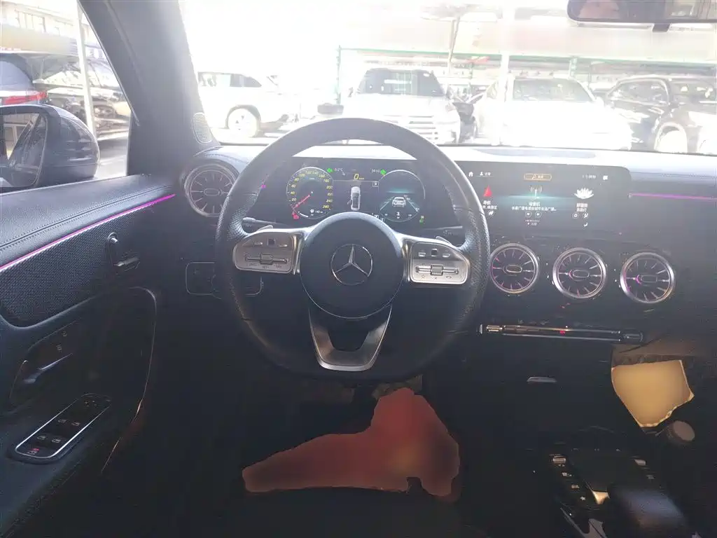 MERCEDES-BENZ CLASS A