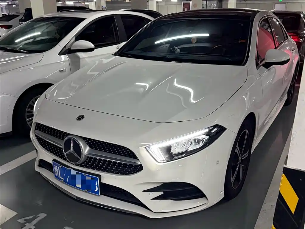 Mercedes-Benz A-Class 2022 A 200 L Sport Sedan Style