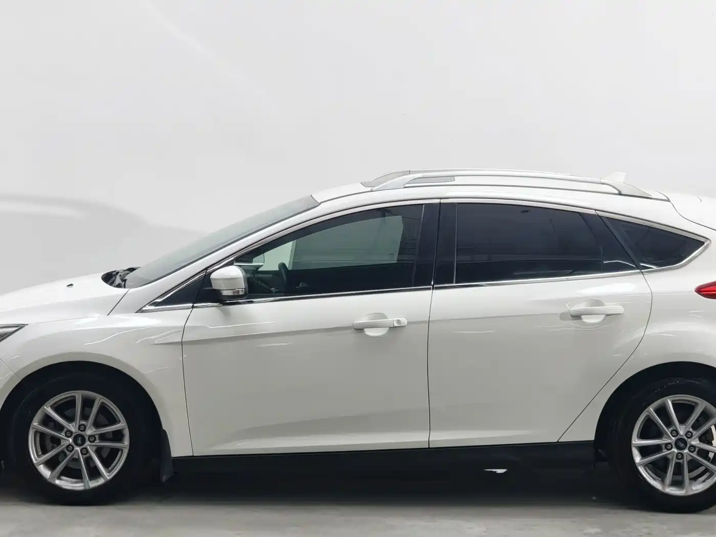 Фото 8 - Ford Focus