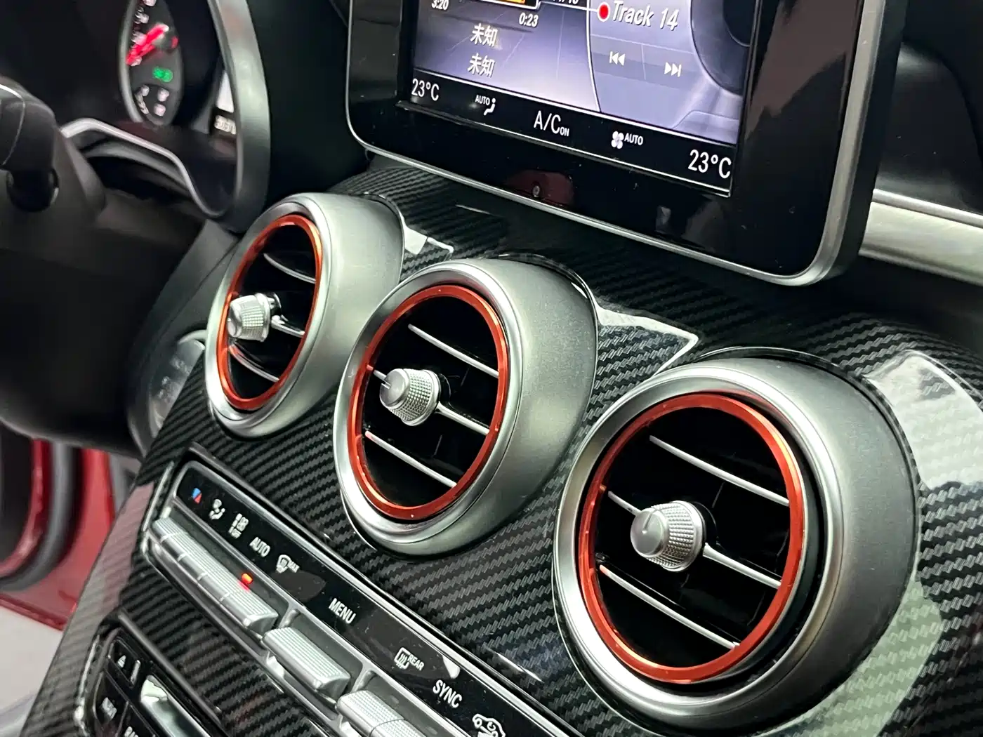 Mercedes-Benz GLC 2018 Facelift GLC 200 4MATIC фото 21