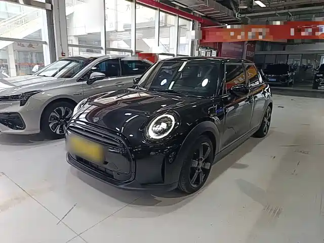 MINI 2023