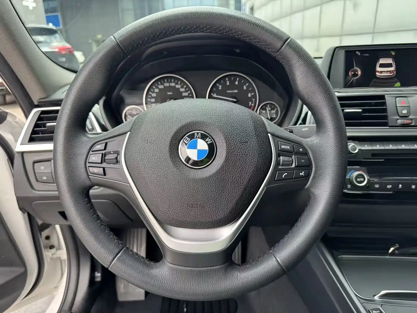 BMW 3 Series 2017 320Li Fashion фото 14
