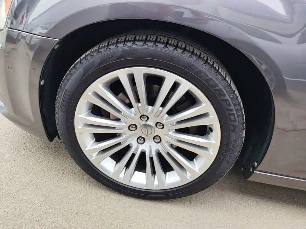 Chrysler 300C (Import) 2014 2014 3.0L Excellence Edition