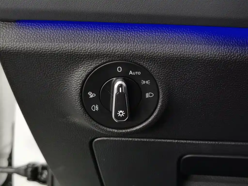 Volkswagen Sagitar 2024 300TSI DSG Surpass Edition фото 21