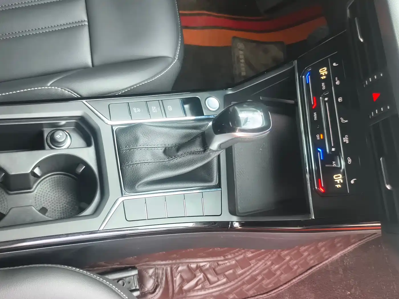 Volkswagen Passat 2022 280TSI Business Edition фото 13