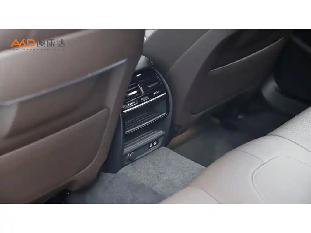 BMW 5 Series 2022 Facelift 530Li Leading M Sport Package фото 9