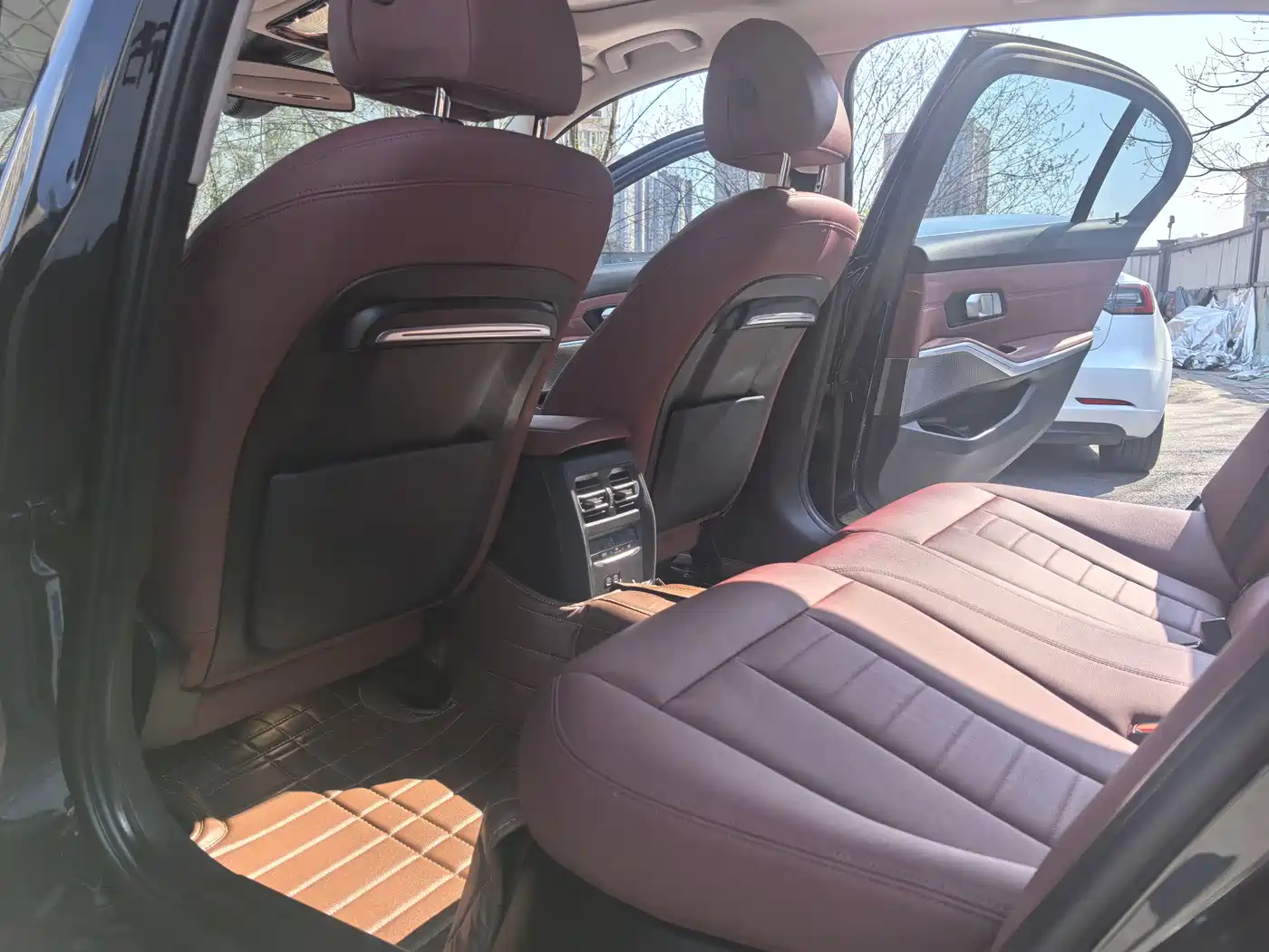 BMW 3 Series 2020 325Li M Sport Package фото 10