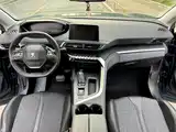 صورة 6 - Peugeot 5008