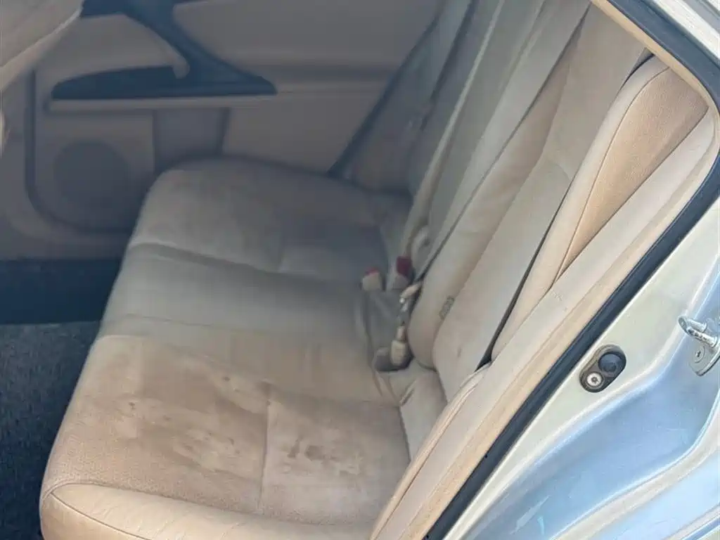 Toyota Reiz 2010 2.5V Style Elite Edition фото 7