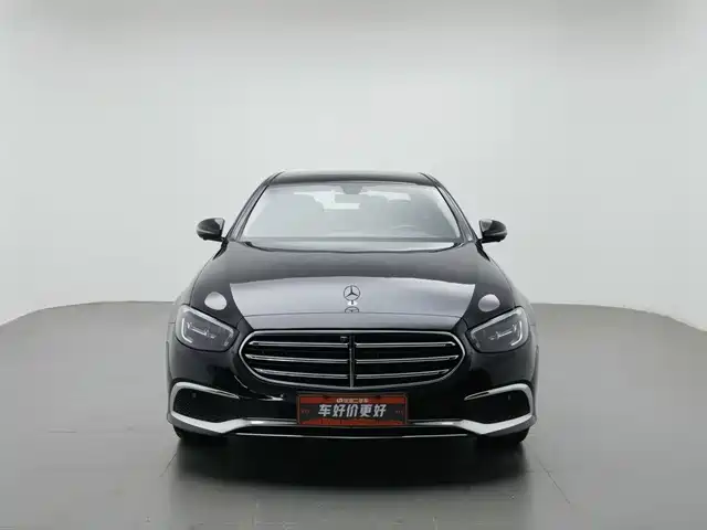 Mercedes-Benz E-Class New Energy 2022 Facelift III E 350 e L Plug-in Hybrid Sedan — фото 3