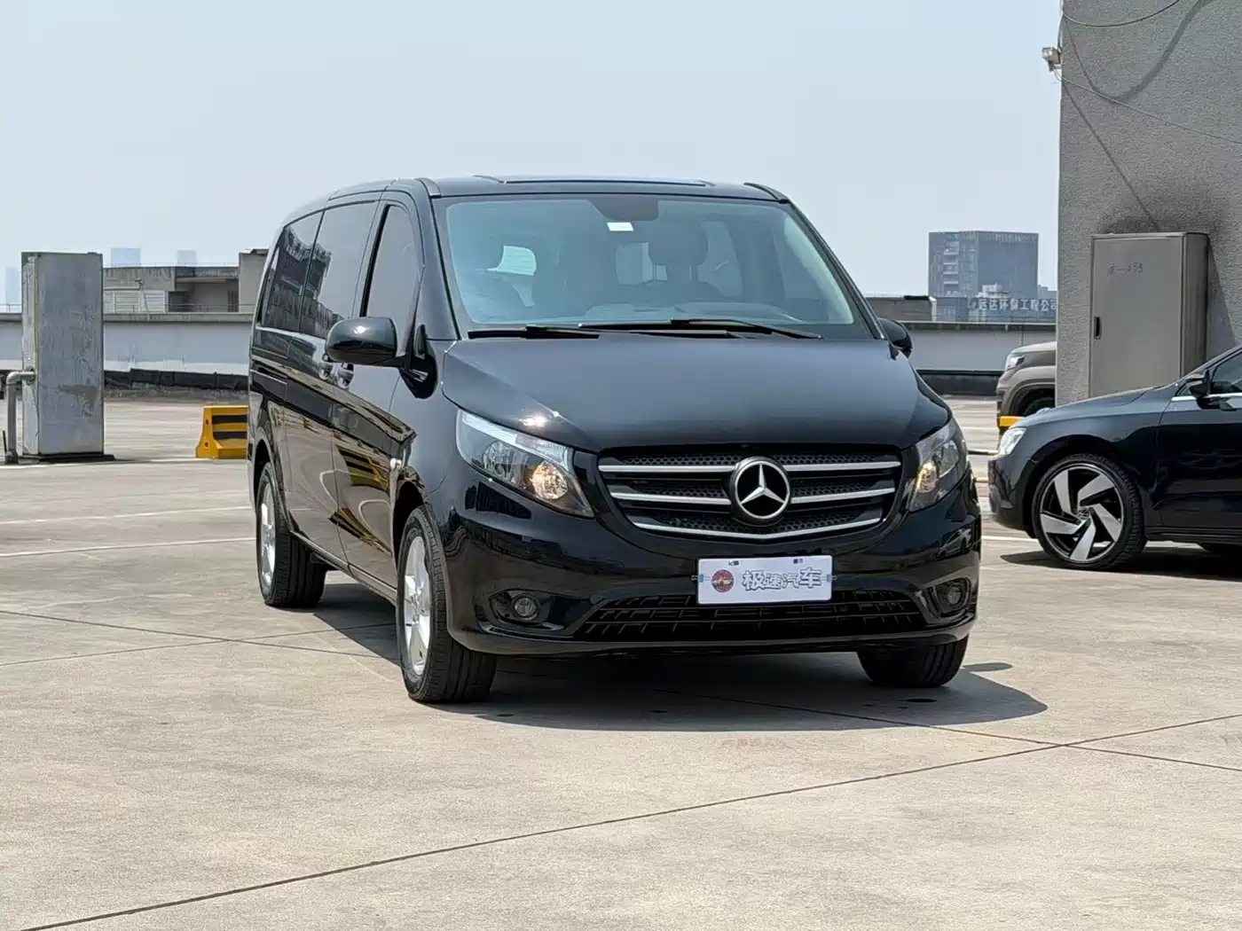 Mercedes-Benz Vito 2016 2.0T Elite Edition фото 3
