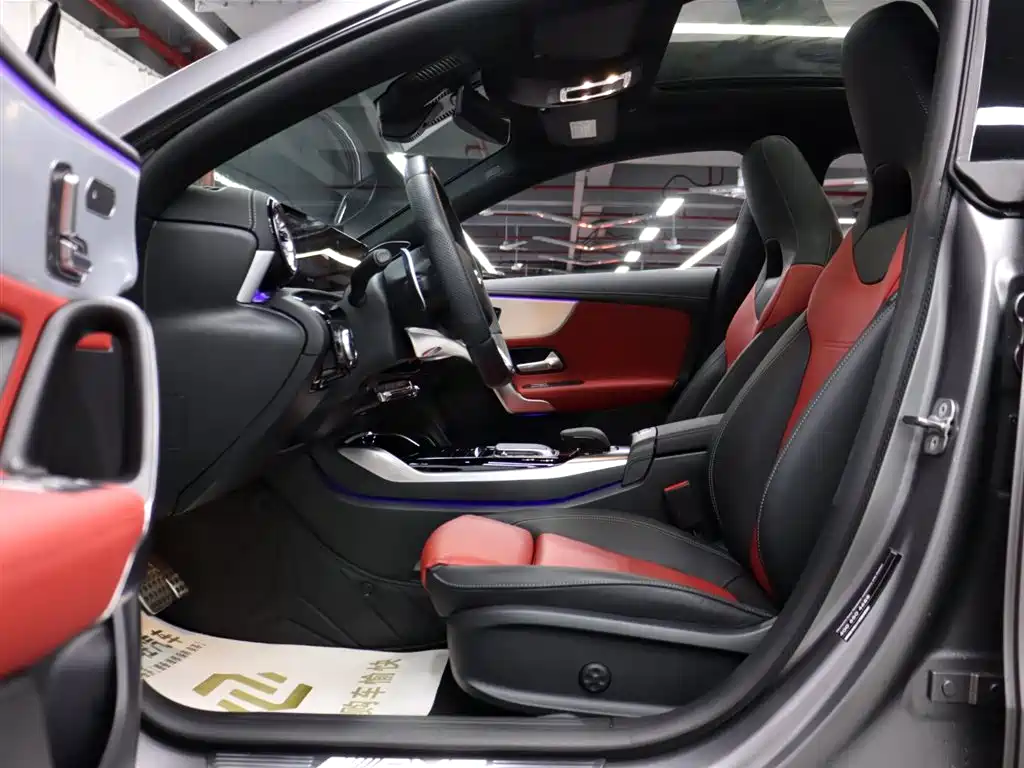 Mercedes-Benz CLA AMG 2023 AMG CLA 35 4MATIC фото 7