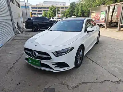 Mercedes-Benz A