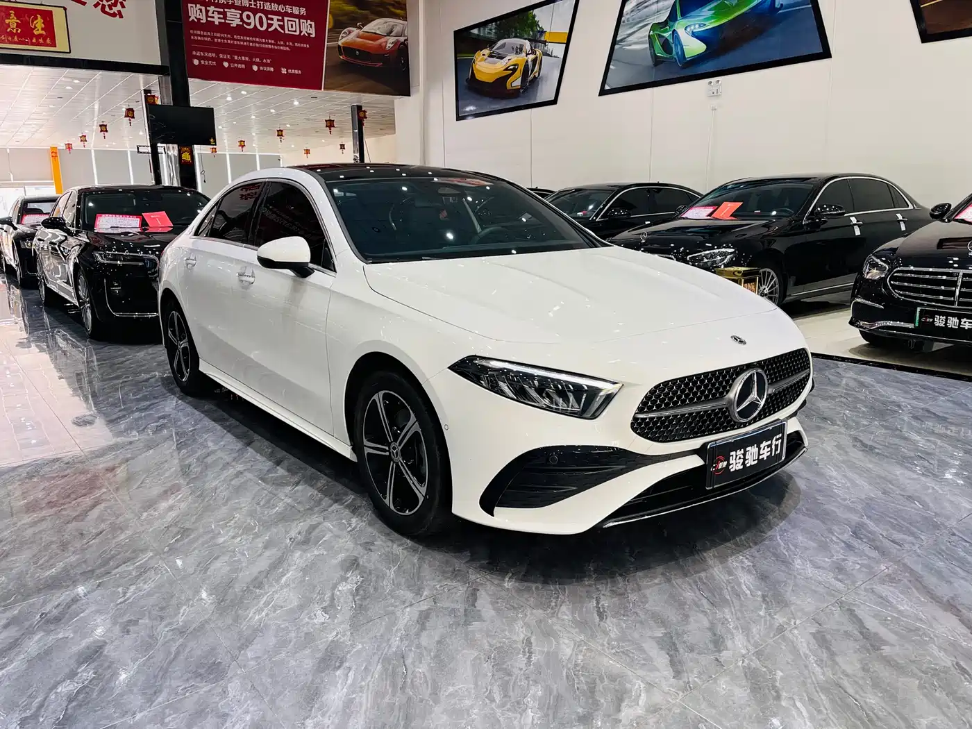 Mercedes-Benz A-Class 2025 A 200 L Fashion Edition фото 3