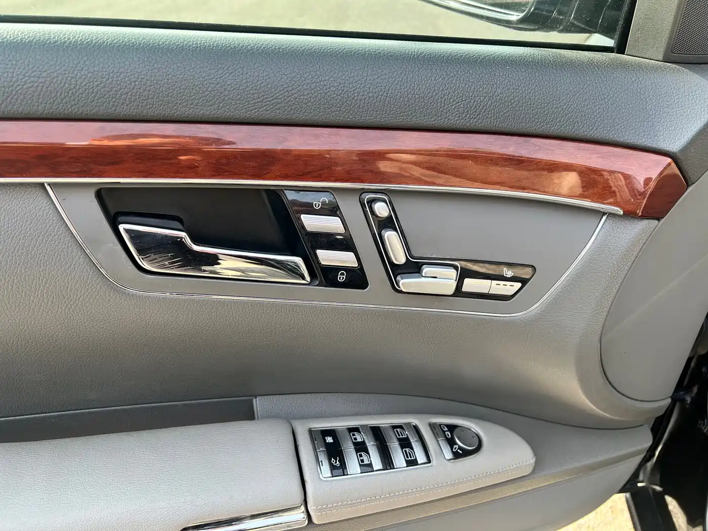 Mercedes-Benz S-Class 2008 S 300 L Premium фото 7