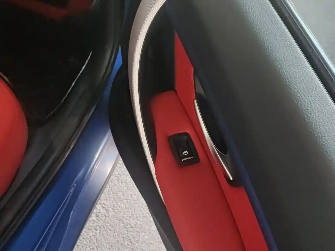 BMW 3 Series 2019 320i M Sport Package фото 13
