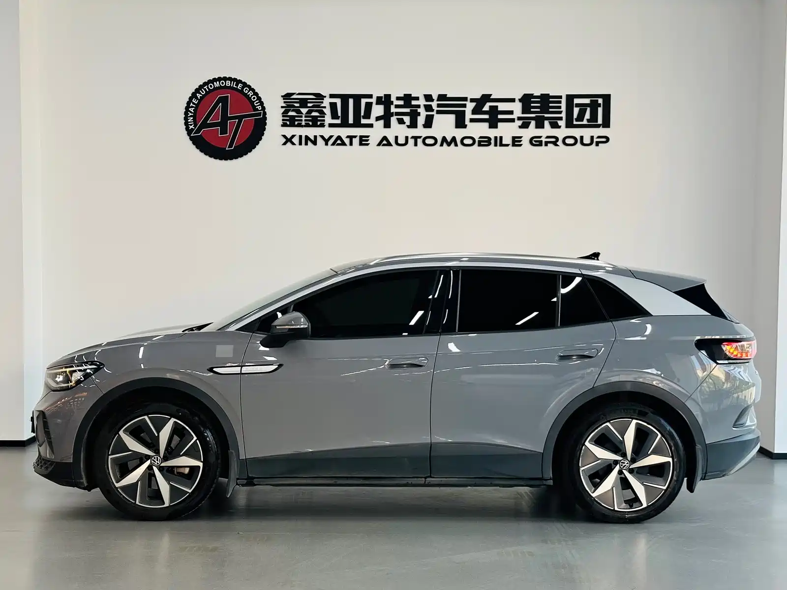 صورة 4 - Volkswagen ID.4 CROZZ