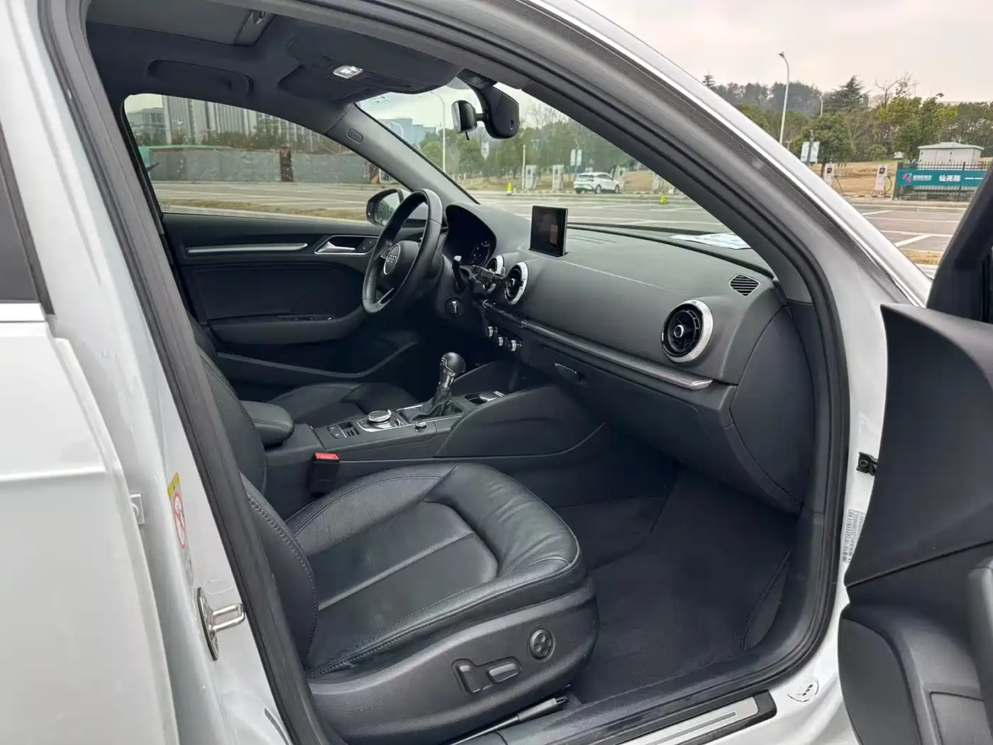 Audi A3 2019 Sportback 35 TFSI Style China VI фото 12