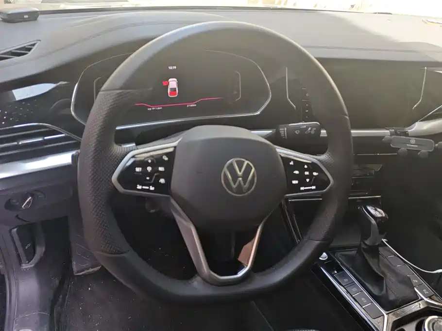 Volkswagen Passat 2024 380TSI Starlight Dragon Glory Edition фото 14
