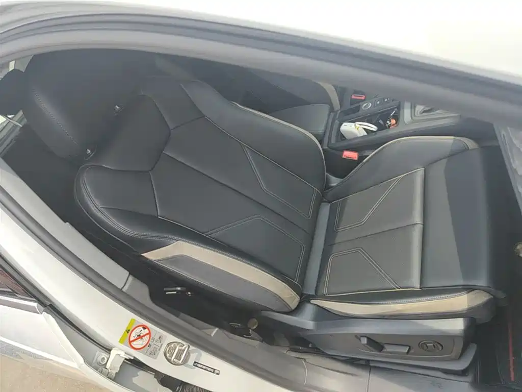 Audi Q3 2024 35 TFSI Fashion Elegance фото 25