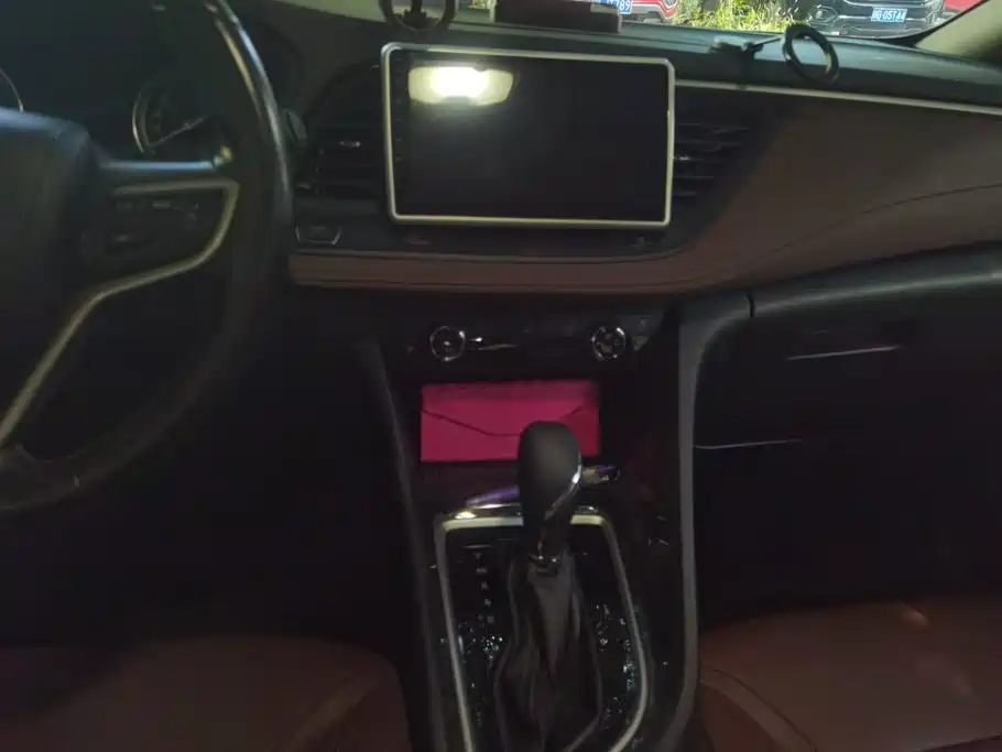 Buick GL6 2017 2018 18T 6-Seater Luxury