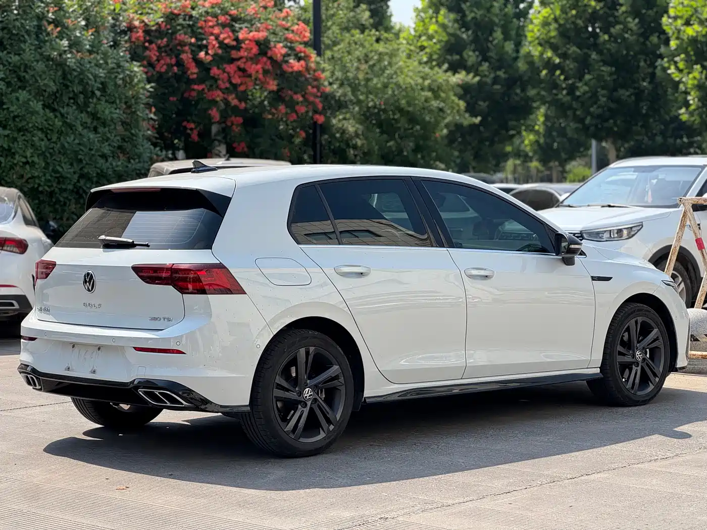 Volkswagen Golf 2023 Facelift 280TSI DSG R-Line Lite фото 17