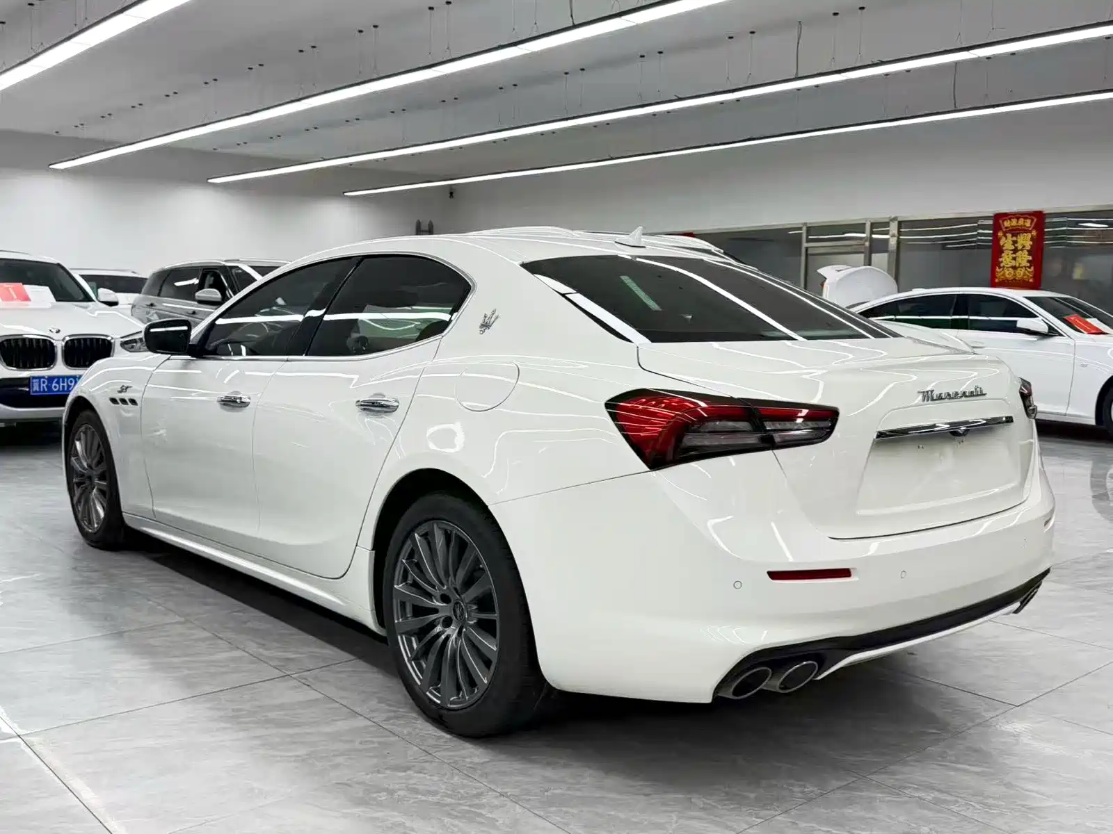 صورة 4 - Maserati Ghibli