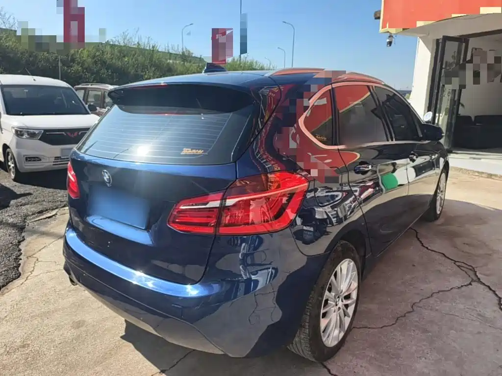 Фото 7 - BMW 2 Series Touring