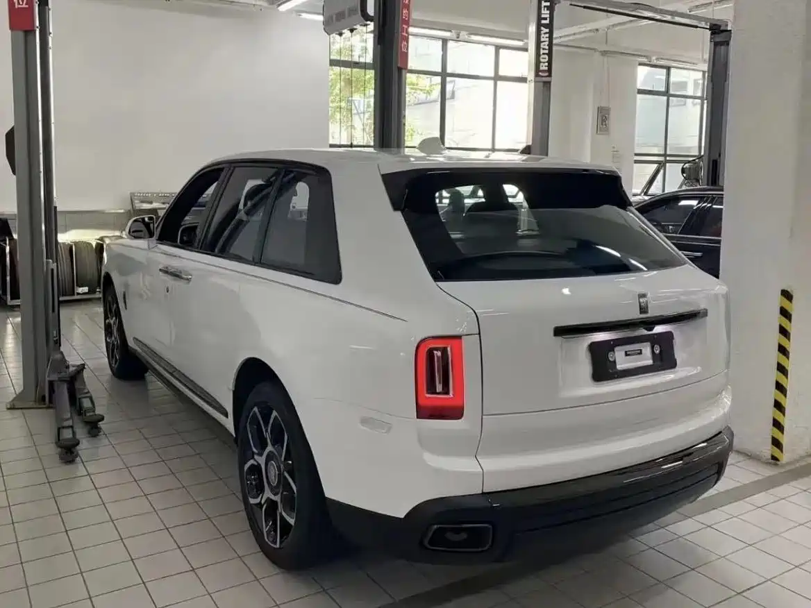 Rolls-Royce Cullinan 2025 2020 Black Badge